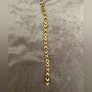 Gold bracelet